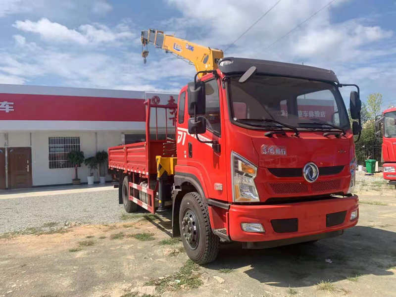 東風暢行D1L隨車吊(排半)